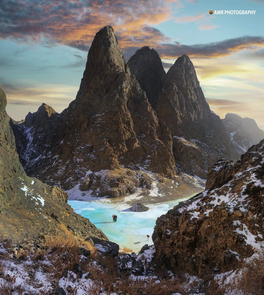 Гурван сайхан уул